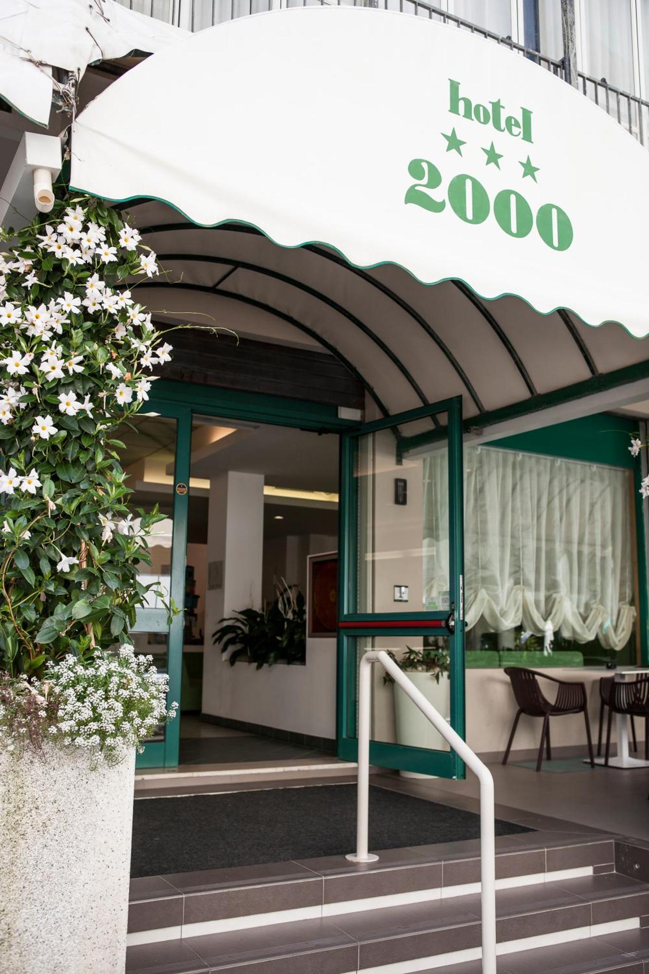 רימיני Hotel 2000 מראה חיצוני תמונה