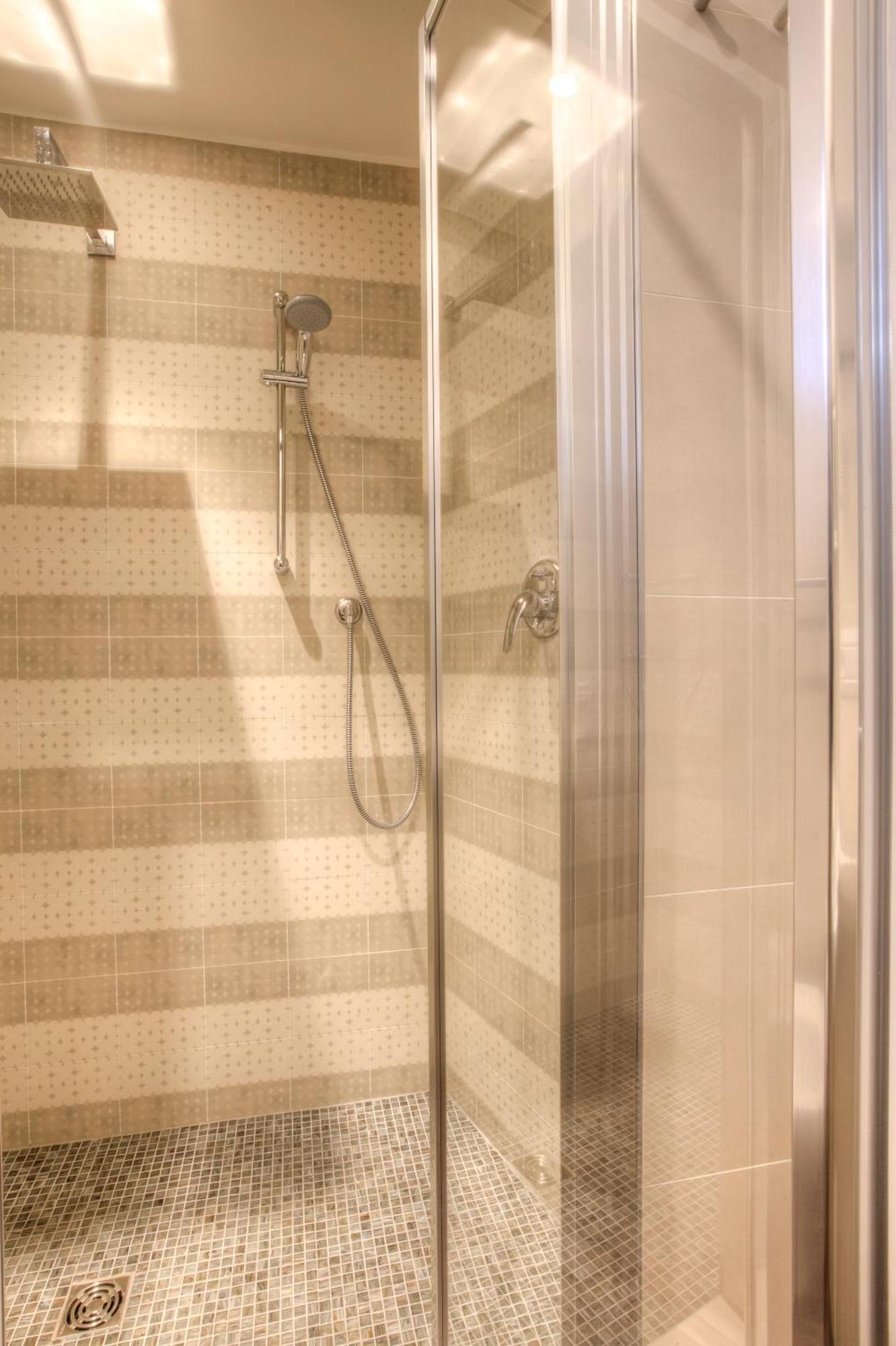 רימיני Hotel 2000 מראה חיצוני תמונה